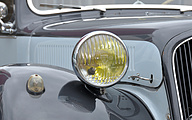 Classic car headlight